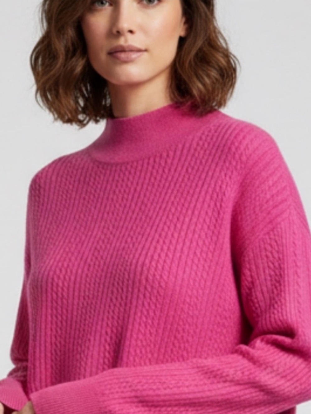 NWOT Cashmere Investments
Vibrant Pink Turtleneck
Sweater size Large